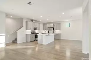 570 Glimmer Wy, Pittsburg, CA 94565 - Photo 18