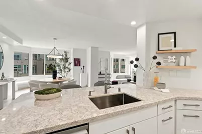 111 Chestnut Street #409, San Francisco, CA 94111 - Photo 16