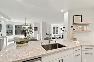 111 Chestnut St, San Francisco, CA 94111 - Photo 16