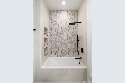1741 Larkin Street, San Francisco, CA 94109 - Photo 24