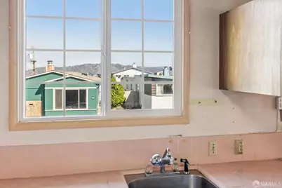 96 Wavecrest Drive, Daly City, CA 94015 - Photo 14