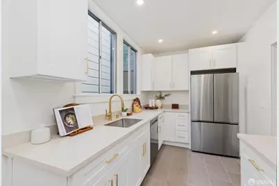 554 Bright Street, San Francisco, CA 94132 - Photo 16