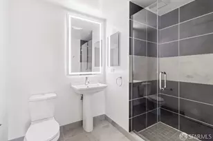 300 Berry St, San Francisco, CA 94158 - Photo 32