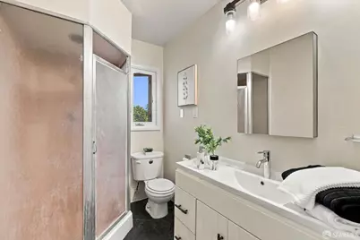 2074 48th Avenue, San Francisco, CA 94116 - Photo 12