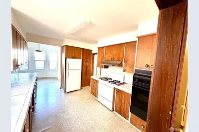 136 Rae Avenue, San Francisco, CA 94112 - Photo 8
