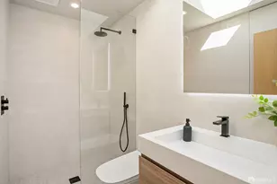 35 Brewster St, San Francisco, CA 94110 - Photo 16