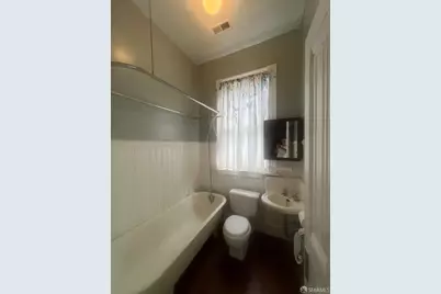 2 Juri Street, San Francisco, CA 94110 - Photo 16