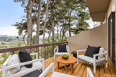 150 S Lake Merced Hills, San Francisco, CA 94132 - Photo 2