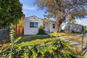 9917 Cherry St, Oakland, CA 94603 - Photo 2