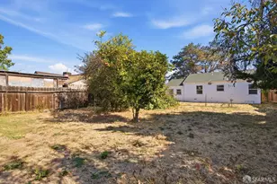 9917 Cherry St, Oakland, CA 94603 - Photo 20