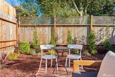 371 Prague Street, San Francisco, CA 94112 - Photo 24