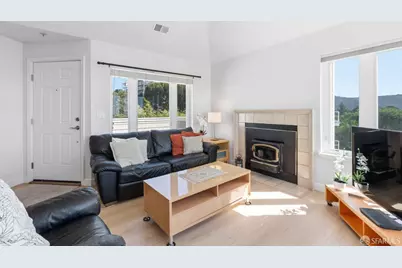 481 Pointe Pacific Drive #1, Daly City, CA 94014 - Photo 4