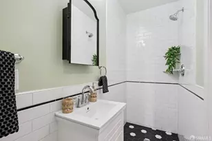 5658 Carberry Ave, Oakland, CA 94609 - Photo 46