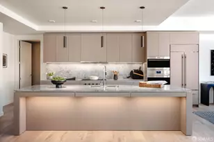 36 Meadow Dr, San Francisco, CA 94130 - Photo 10