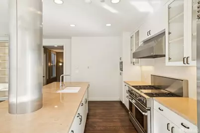 955 Green Street #2, San Francisco, CA 94133 - Photo 32