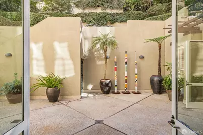 955 Green Street #2, San Francisco, CA 94133 - Photo 18