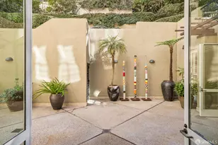 955 Green St, San Francisco, CA 94133 - Photo 18