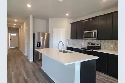 112 Capella Way, Hutto, TX 78634 - Photo 2