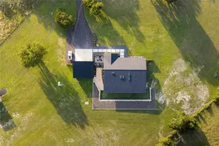 402 Rolling Hills Rd, Liberty Hill, TX 78642 - Photo 40