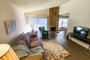 12905 Pegasus St, Austin, TX 78727 - Photo 6