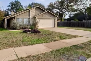12905 Pegasus St, Austin, TX 78727 - Photo 4