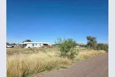 2407 Covey Lane, Alpine, TX 79830 - Photo 4