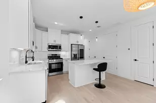 5305 Ledesma Unit 4 Ledesma Rd, Austin, TX 78721 - Photo 1
