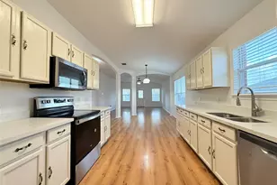 105 Carol Ave, Leander, TX 78641 - Photo 10