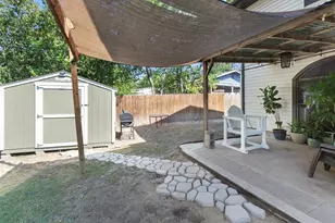 512 Bramble Dr, Austin, TX 78745 - Photo 28