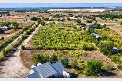 1345 Rich Lane, Buda, TX 78610 - Photo 4
