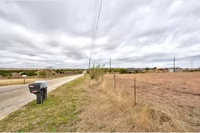 1345 Rich Lane, Buda, TX 78610 - Photo 14