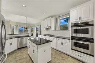 10802 Hastings Ln, Austin, TX 78750 - Photo 8