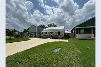 225 Western Avenue, Bertram, TX 78605 - Photo 2