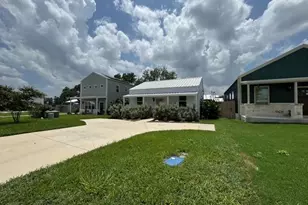 225 Western Ave, Bertram, TX 78605 - Photo 2