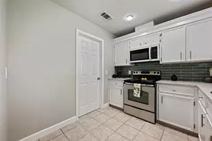 1301 Dove Haven Dr, Pflugerville, TX 78660 - Photo 20