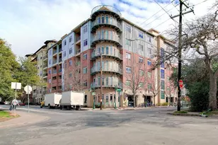 910 W 25th St, Austin, TX 78705 - Photo 1