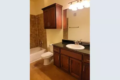 910 W 25th Street #305, Austin, TX 78705 - Photo 8