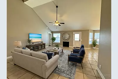 1607 Rio Bravo Loop, Leander, TX 78641 - Photo 2