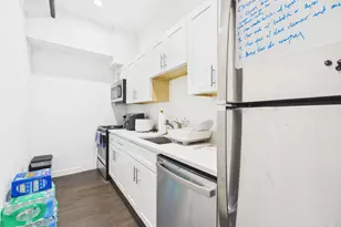 1010 W 26th St, Austin, TX 78705 - Photo 4