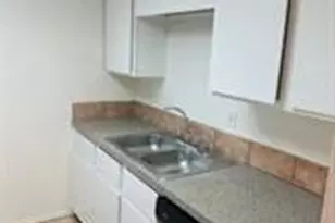 2401 Leon St, Austin, TX 78705 - Photo 6
