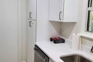 2615 Sherwood Ln, Austin, TX 78704 - Photo 6