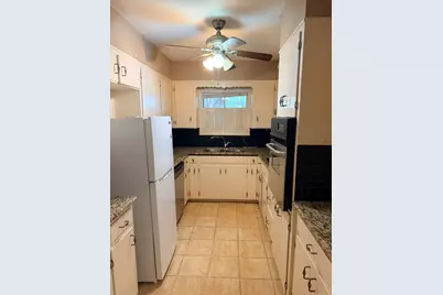 220 Parkview Drive, Luling, TX 78648 - Photo 22