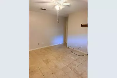 220 Parkview Drive, Luling, TX 78648 - Photo 14