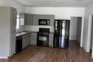 721 S Laurel Ave, Luling, TX 78648 - Photo 8