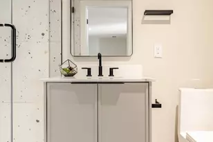 1802 Overhill Dr, Austin, TX 78721 - Photo 28