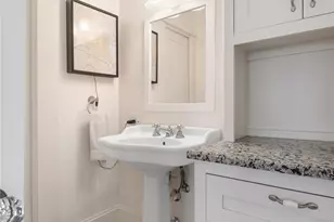 903 E 14th St, Austin, TX 78702 - Photo 22