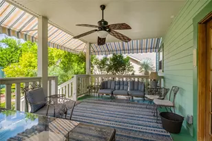 903 E 14th St, Austin, TX 78702 - Photo 12