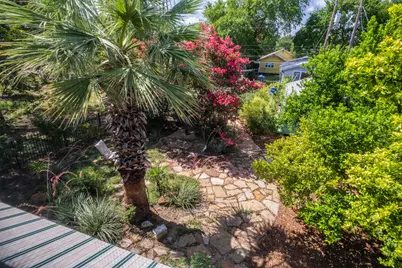 903 E 14th Street, Austin, TX 78702 - Photo 18