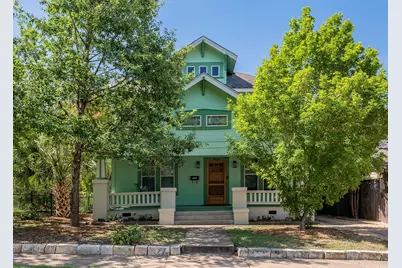 903 E 14th Street, Austin, TX 78702 - Photo 1
