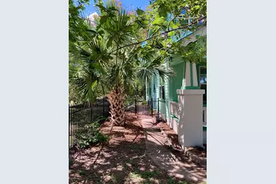 903 E 14th Street, Austin, TX 78702 - Photo 28